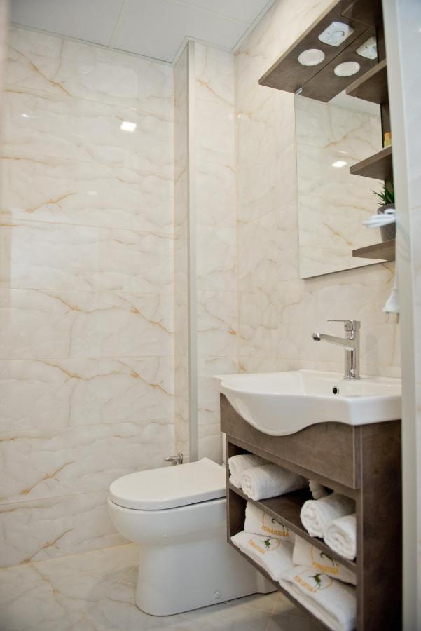 Спа Хотел Романтика Sarnitsa Ngoại thất bức ảnh